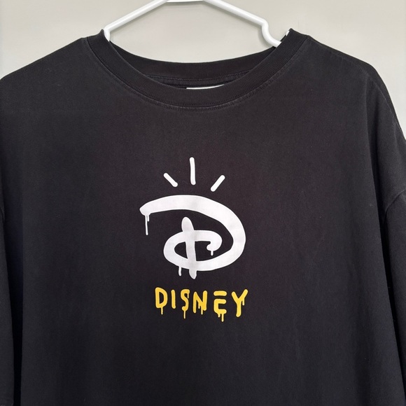Disney 100 X H&M Tee Size Large Embroidered Colab Trevor Andrew Drip Puff Paint - Picture 4 of 11